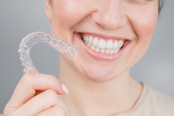 Things To Consider Before Invisalign Teeth Straightening